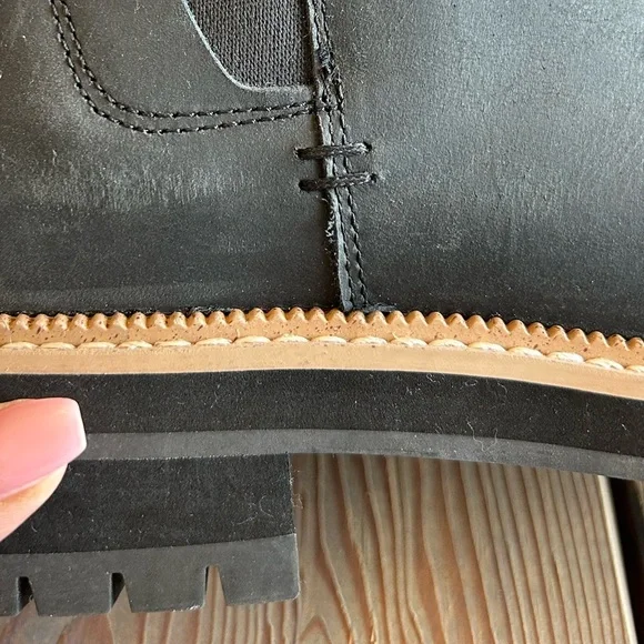 TOMS Black Leather Chelsea Ankle Boots - Picture 9 of 9